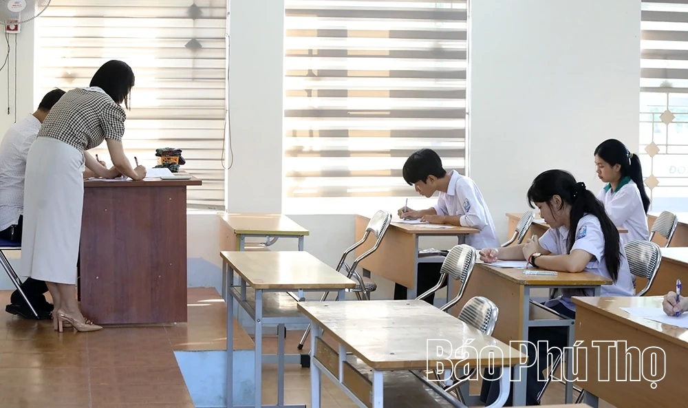 Hội đồng coi thi THPT Chuyên Hoàng Văn Thụ: Nghiêm túc, an toàn, hướng tới tuyển chọn học sinh xuất sắc
