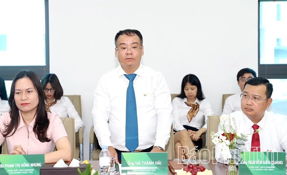 Vietcombank và Thuế tỉnh ký kết hợp tác hỗ trợ hộ kinh doanh chuyển đổi số