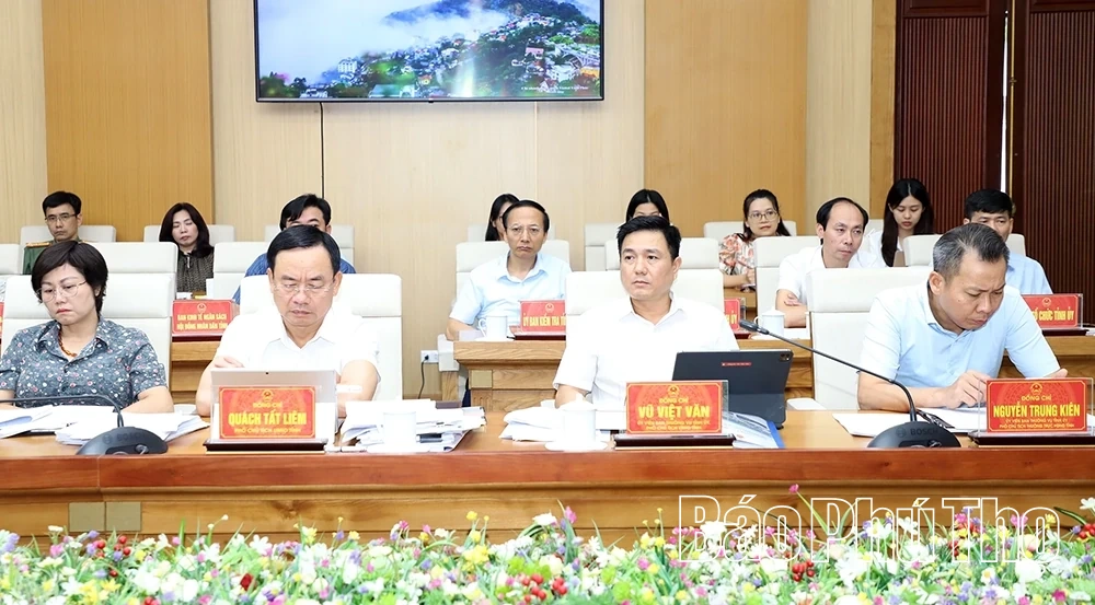 Chuyển đổi mạnh mẽ tư duy từ “quản lý” sang “quản trị”