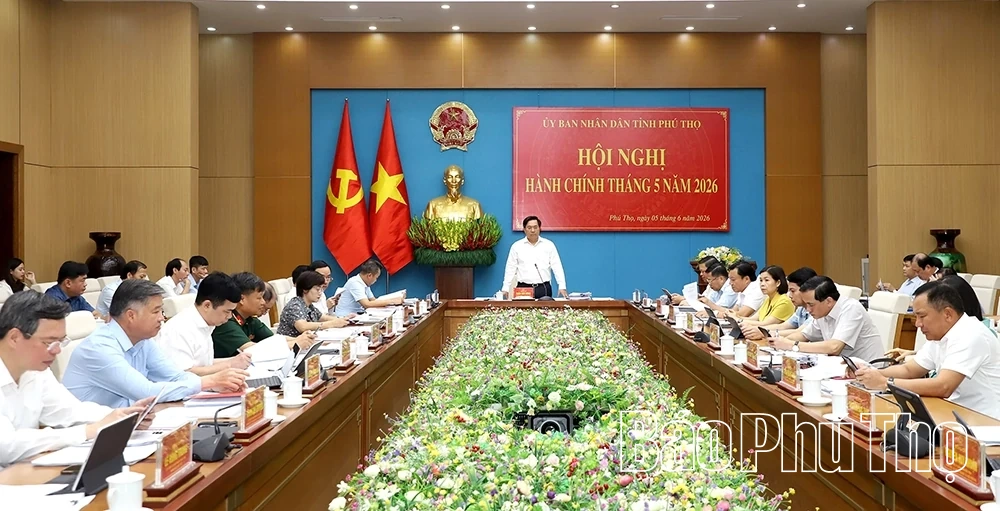 Chuyển đổi mạnh mẽ tư duy từ “quản lý” sang “quản trị”