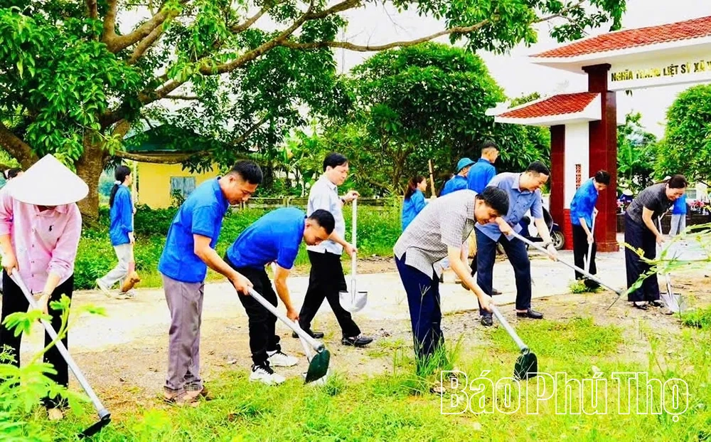 Đồng loạt ra quân hưởng ứng phong trào “Toàn dân chung tay bảo vệ môi trường, vì một Việt Nam sạch, đẹp”