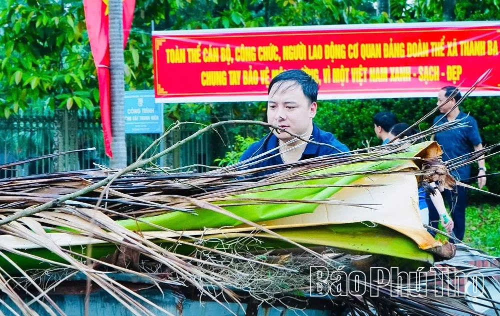 Đồng loạt ra quân hưởng ứng phong trào “Toàn dân chung tay bảo vệ môi trường, vì một Việt Nam sạch, đẹp”