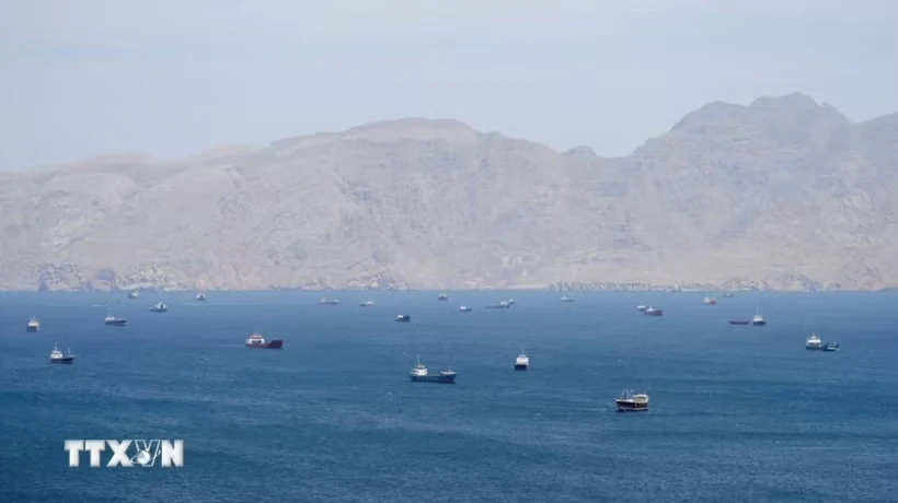 Iran tạo điều kiện cho tàu Nhật Bản đi qua Eo biển Hormuz