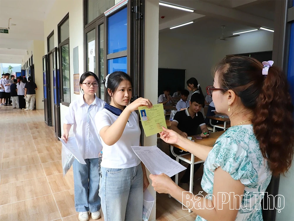 Đề Toán có tính phân hóa, thí sinh tự tin sau ngày thi cuối
