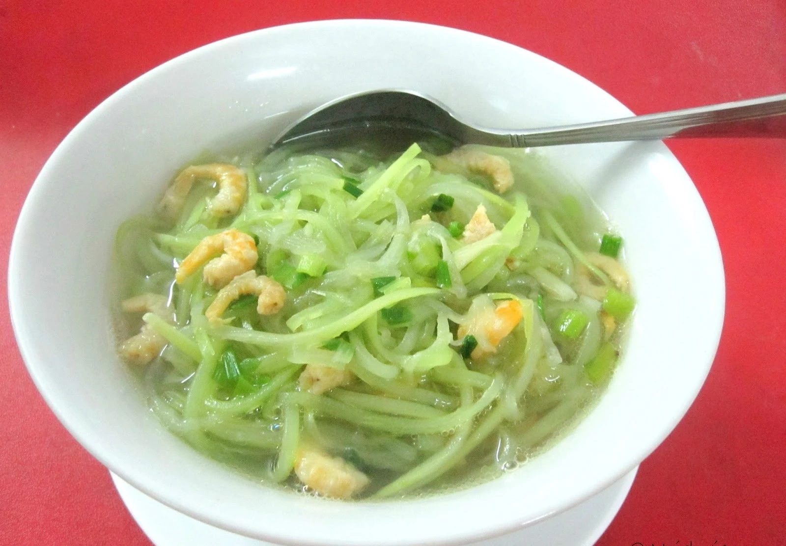 4 món ăn bài thuốc từ quả bầu giúp thanh nhiệt, lợi tiểu mùa hè