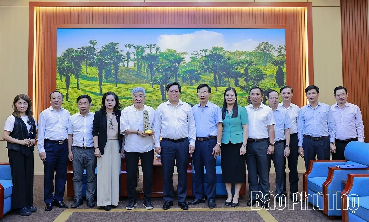 Provincial Governor Receives Balcom Group Delegation to Drive High-Yield Investment Cooperation