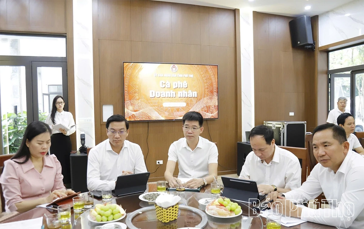 Chìa khóa làm trong sạch bộ máy - Kỳ 3: Lấy người dân, doanh nghiệp làm trung tâm