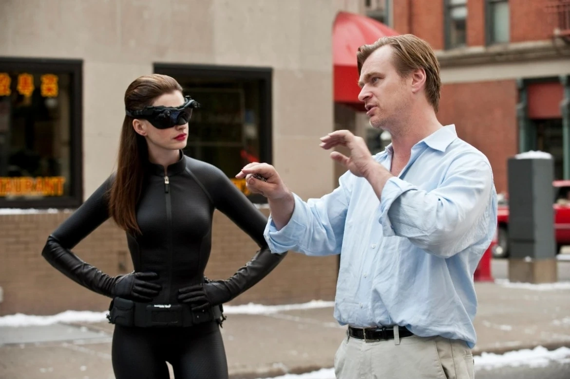 Anne Hathaway: Nàng thơ đặc biệt trong vũ trụ điện ảnh của Christopher Nolan
