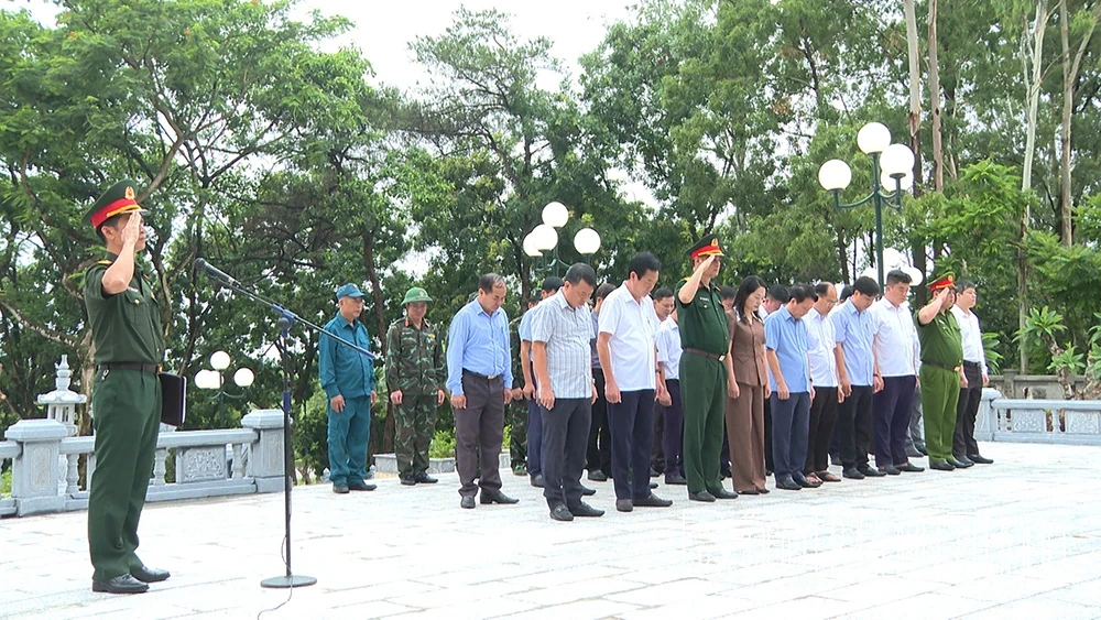 Lấy mẫu hài cốt liệt sĩ tại các nghĩa trang liệt sĩ