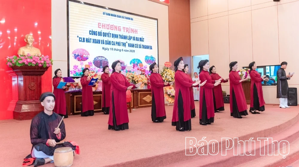 Ra mắt Câu lạc bộ Hát Xoan và Dân ca Phú Thọ Hanh Cù, xã Thanh Ba
