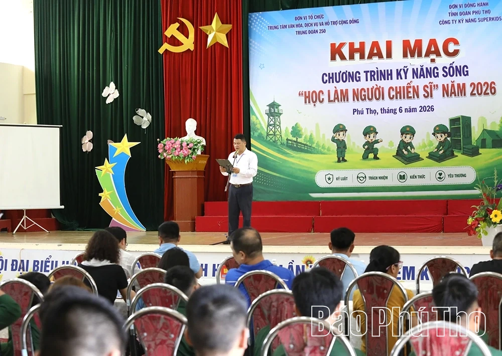 Khai mạc chương trình kỹ năng sống “Học làm người chiến sĩ năm 2026