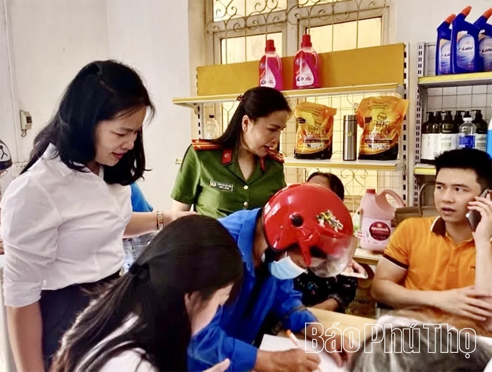 Quyết tâm hoàn thành chỉ tiêu chi trả không dùng tiền mặt
