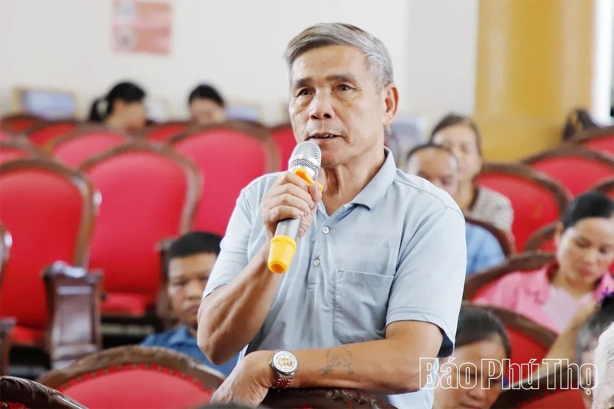Tổ đại biểu số 14 HĐND tỉnh tiếp xúc cử tri phường Kỳ Sơn và xã Thịnh Minh