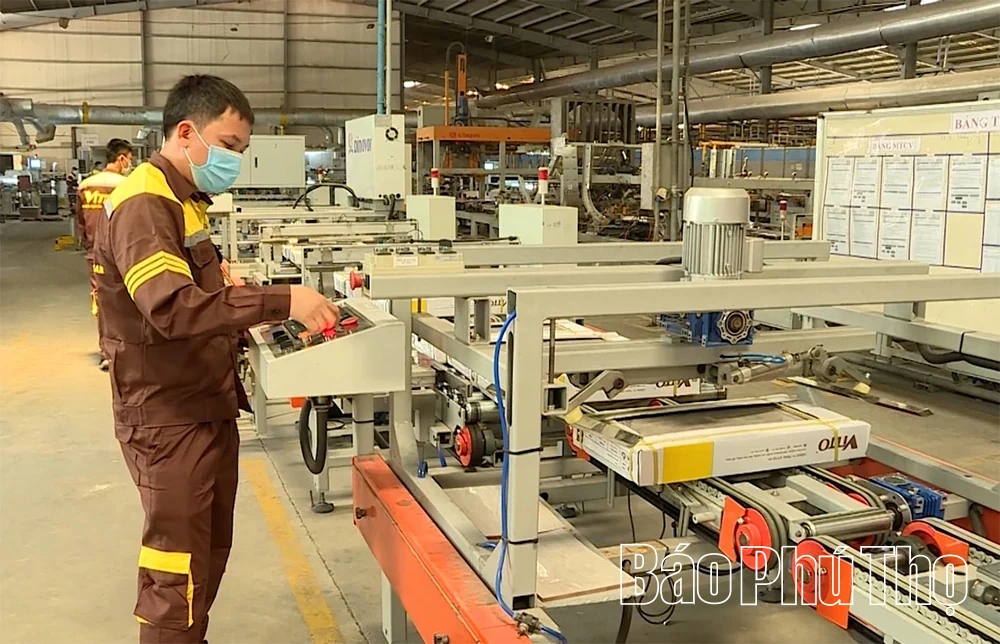 Giải bài toán thiếu hụt nhân lực công nghiệp