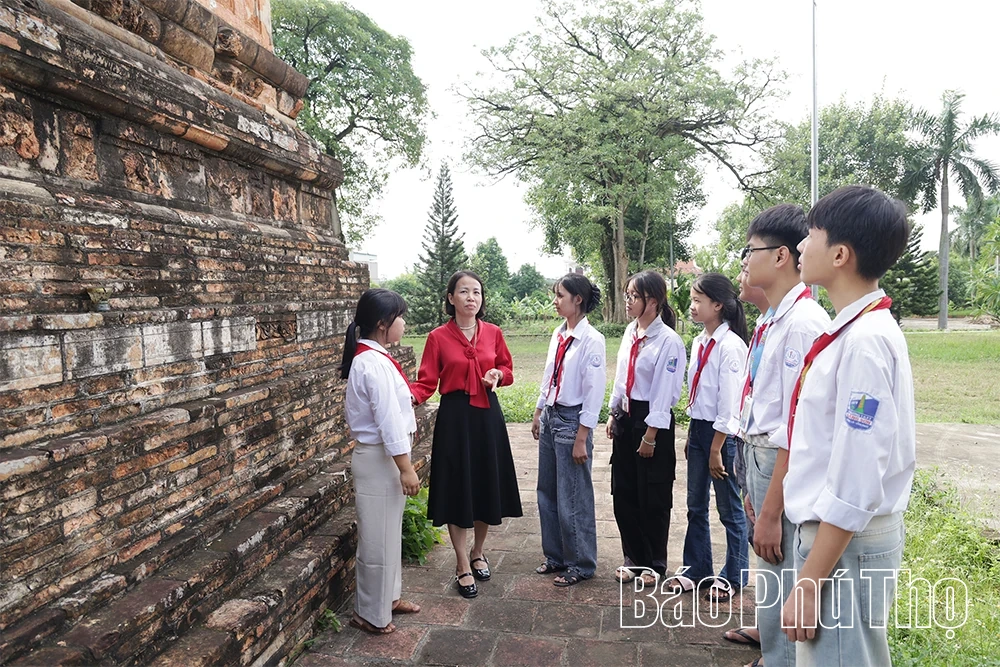 Giữ hồn di sản trong nhịp sống hiện đại