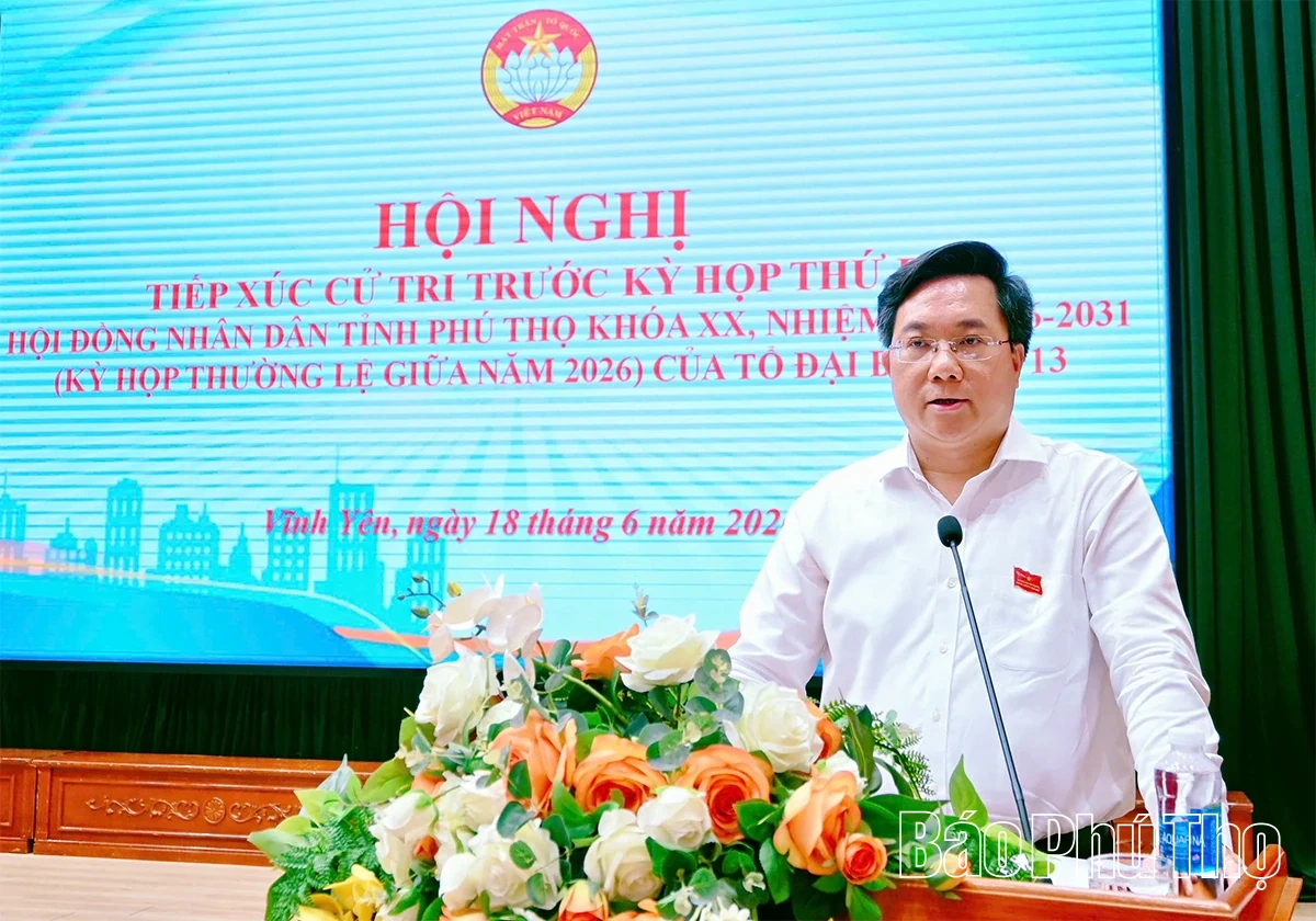 Chủ tịch UBND tỉnh Trần Duy Đông tiếp xúc cử tri phường Vĩnh Yên, Vĩnh Phúc