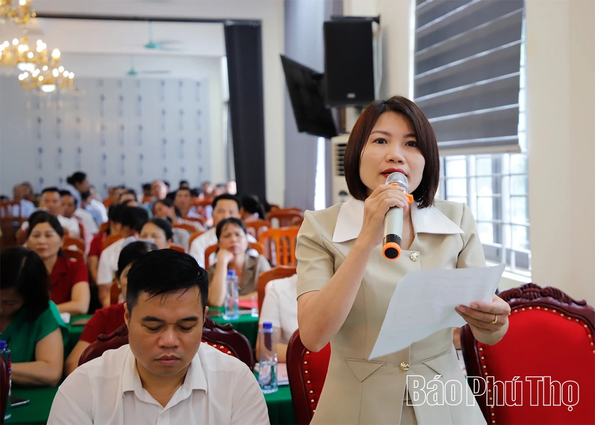 Tổ đại biểu số 15 HĐND tỉnh tiếp xúc cử tri 7 xã khu vực Cao Phong, Kim Bôi
