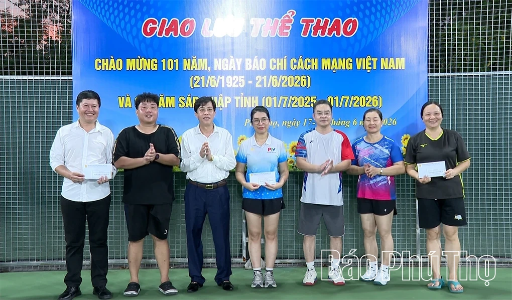 Giao lưu thể thao chào mừng Ngày Báo chí Cách mạng Việt Nam
