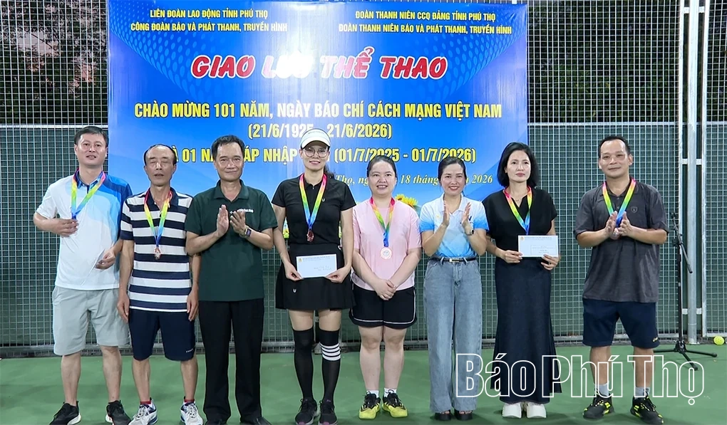 Giao lưu thể thao chào mừng Ngày Báo chí Cách mạng Việt Nam