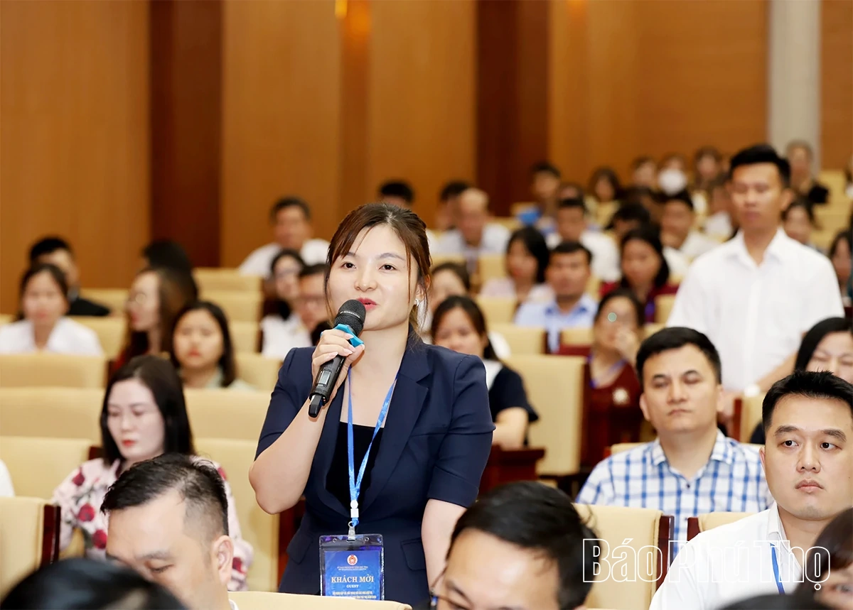 Chính quyền đồng hành - Doanh nghiệp phát triển - Phú Thọ bứt phá