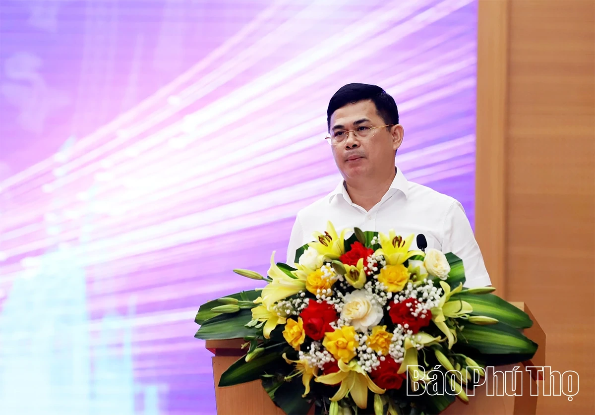 Chính quyền đồng hành - Doanh nghiệp phát triển - Phú Thọ bứt phá