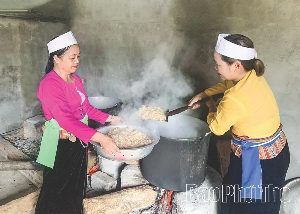 The Unique Cultural Footprint of Muong Straw Wine
