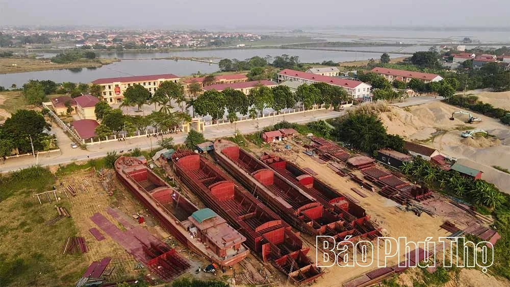 Echoes of the Shipbuilding Village in Son Dong