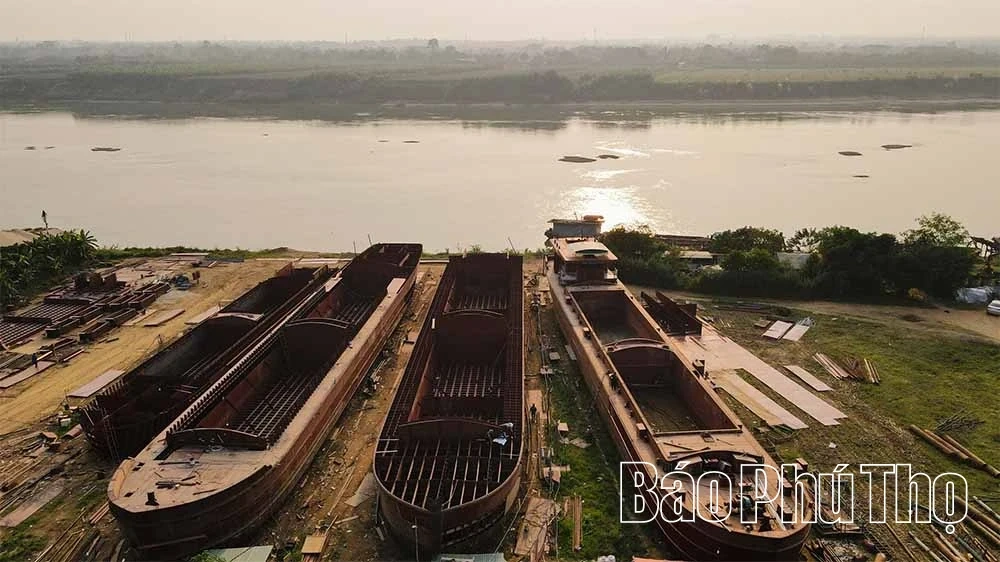 Echoes of the Shipbuilding Village in Son Dong