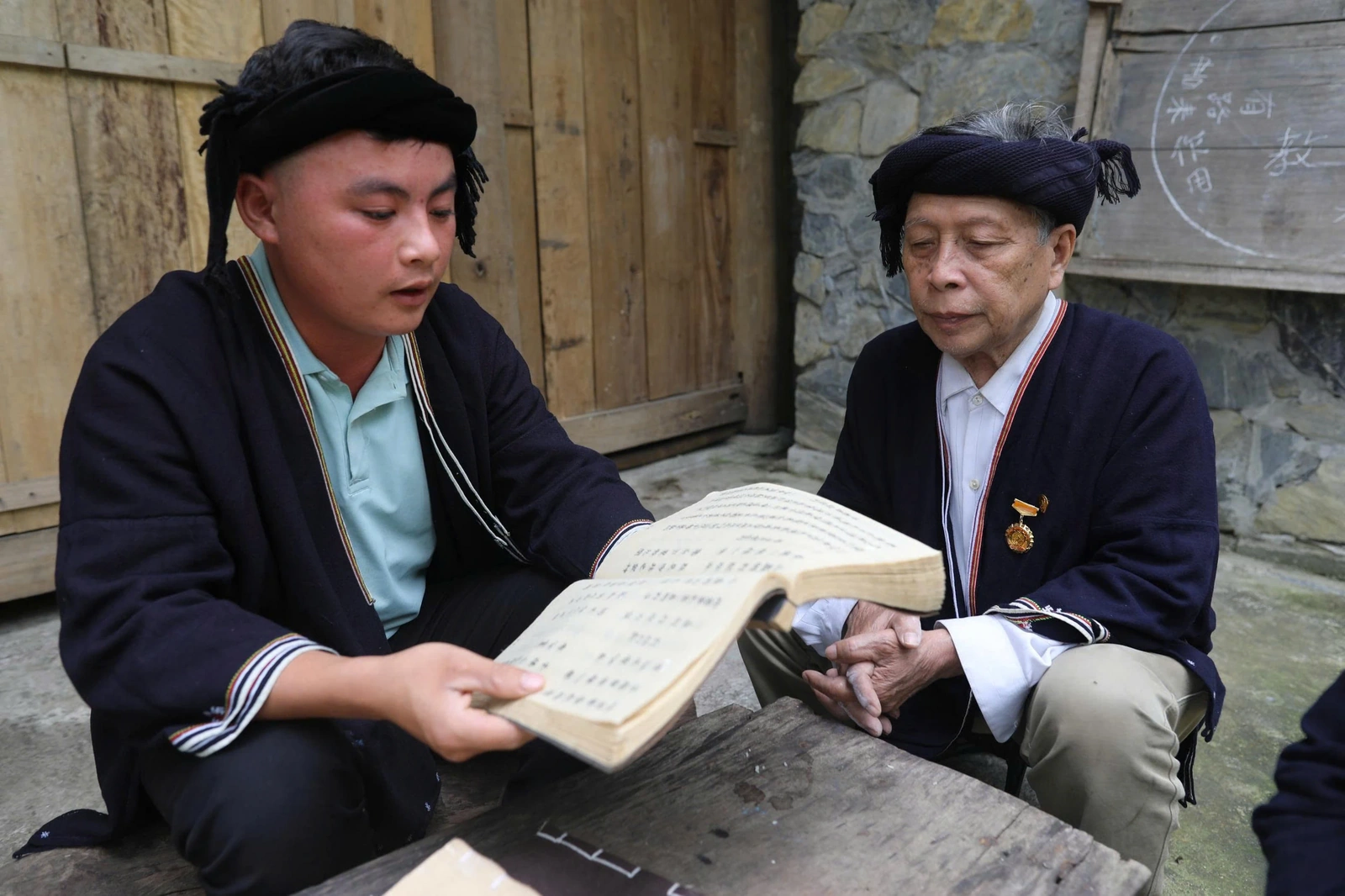 Phát huy vai trò người có uy tín