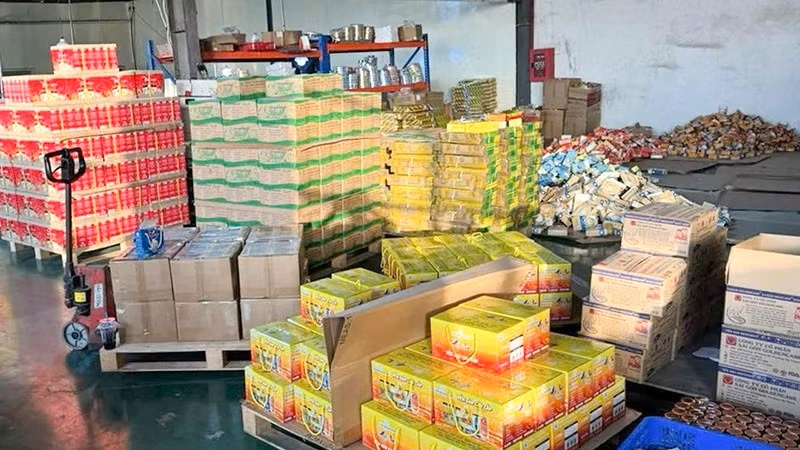 Vĩnh Long bắt 2 đối tượng trong đường dây sản xuất nước yến giả quy mô lớn