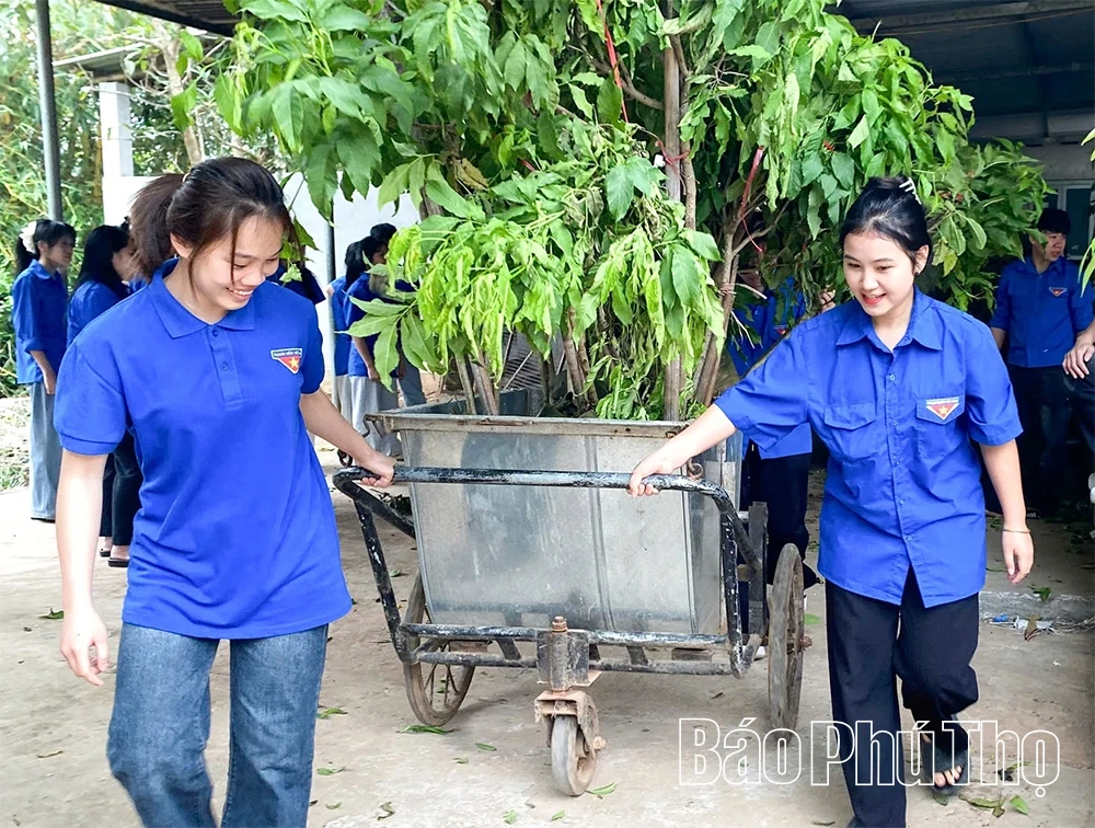 Xã Mai Châu gần dân hơn từ những việc làm cụ thể