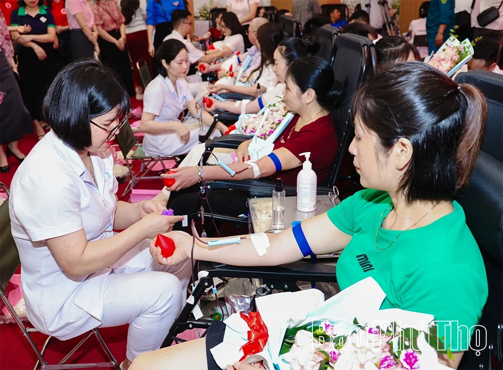 Lan tỏa nghĩa cử cao đẹp từ “Giọt hồng Đất Tổ” năm 2026