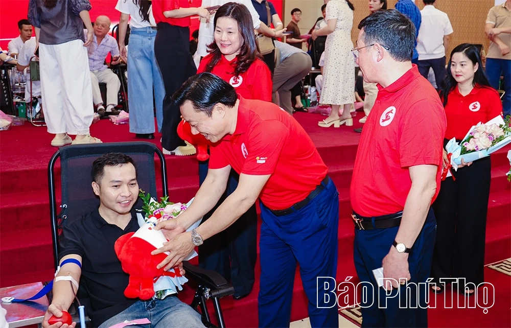 Lan tỏa nghĩa cử cao đẹp từ “Giọt hồng Đất Tổ” năm 2026