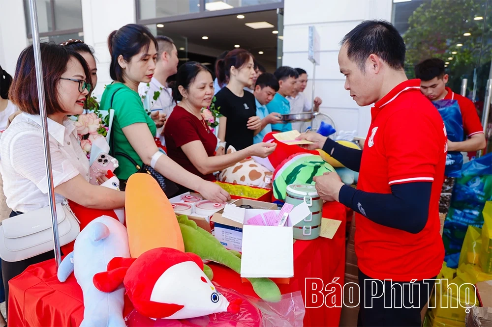 Lan tỏa nghĩa cử cao đẹp từ “Giọt hồng Đất Tổ” năm 2026
