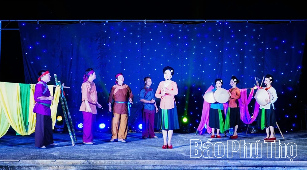 Đưa nghệ thuật truyền thống đến gần người dân