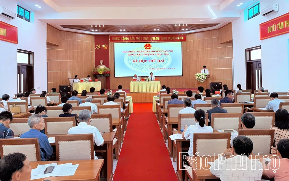 Kỳ họp thứ Hai HĐND phường Vân Phú thông qua nhiều nghị quyết quan trọng