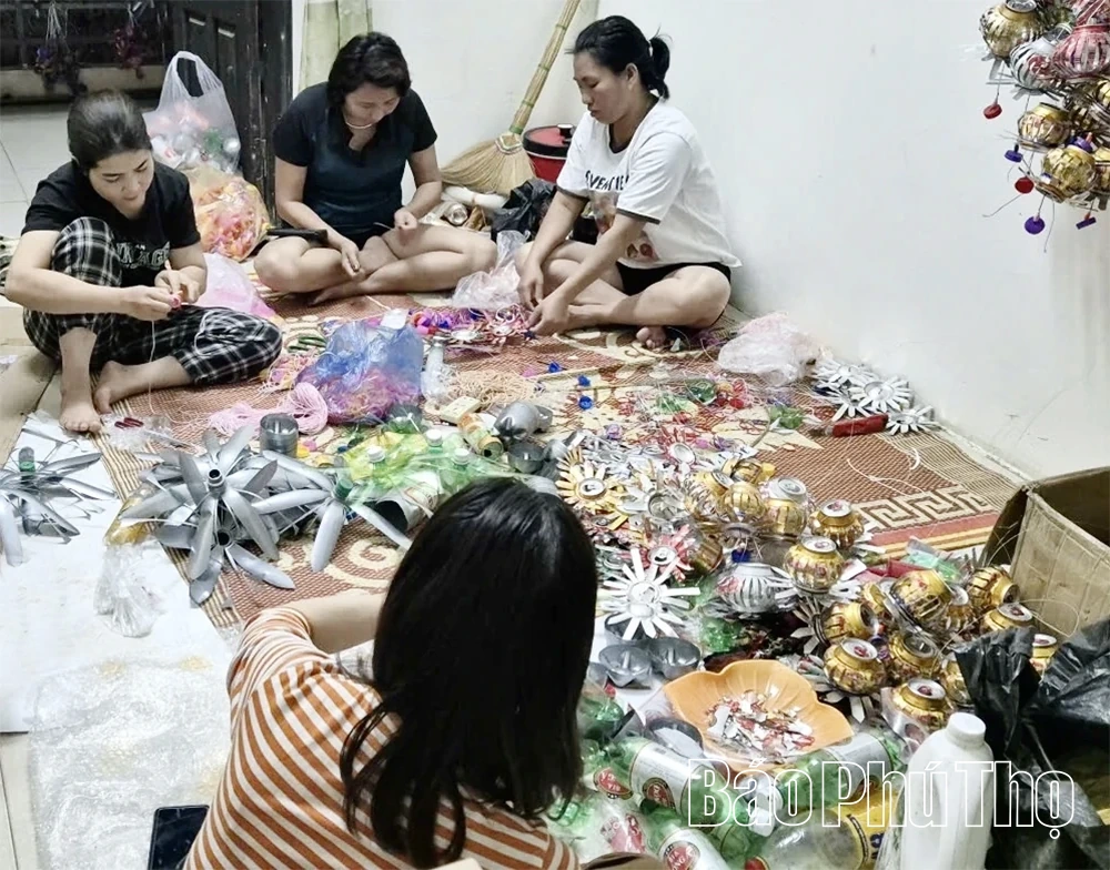 Phụ nữ xã Hợp Kim chung tay bảo vệ môi trường