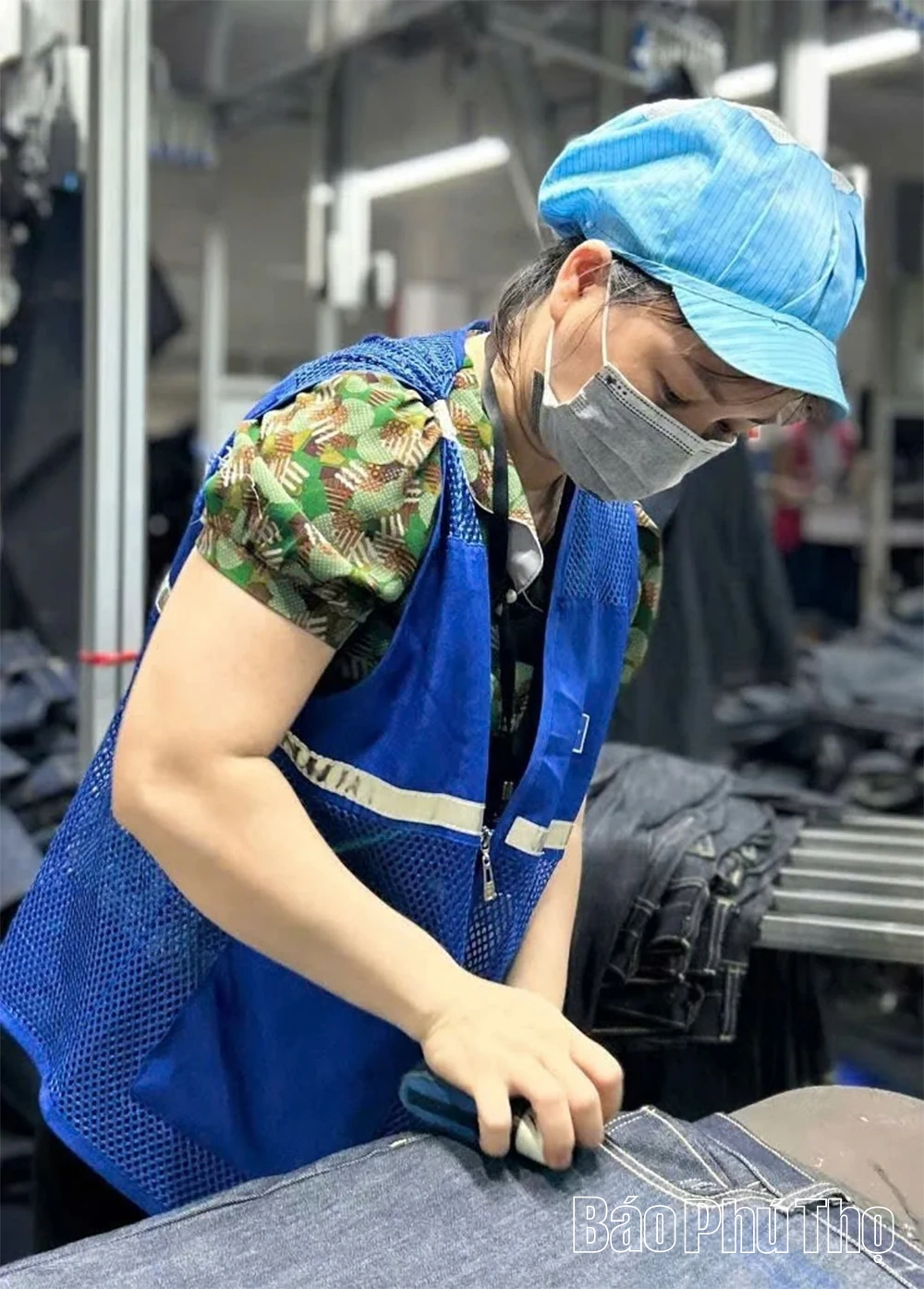 Điểm tựa cho người lao động