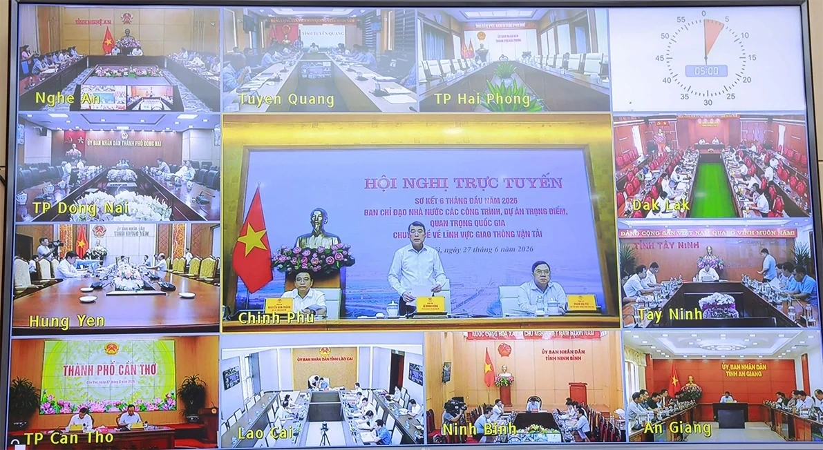 Prime Minister Calls for Accelerating Progress of National Key Transport Infrastructure Projects