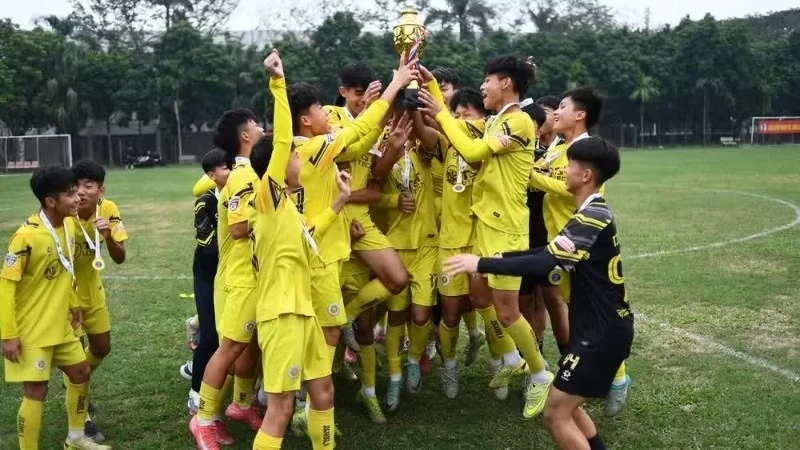 Không bỏ lỡ những tài năng bóng đá trẻ