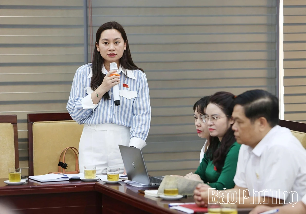 Kỳ họp thứ Ba, HĐND tỉnh khóa XX: Sôi nổi, thẳng thắn với hơn 30 lượt ý kiến thảo luận tại tổ