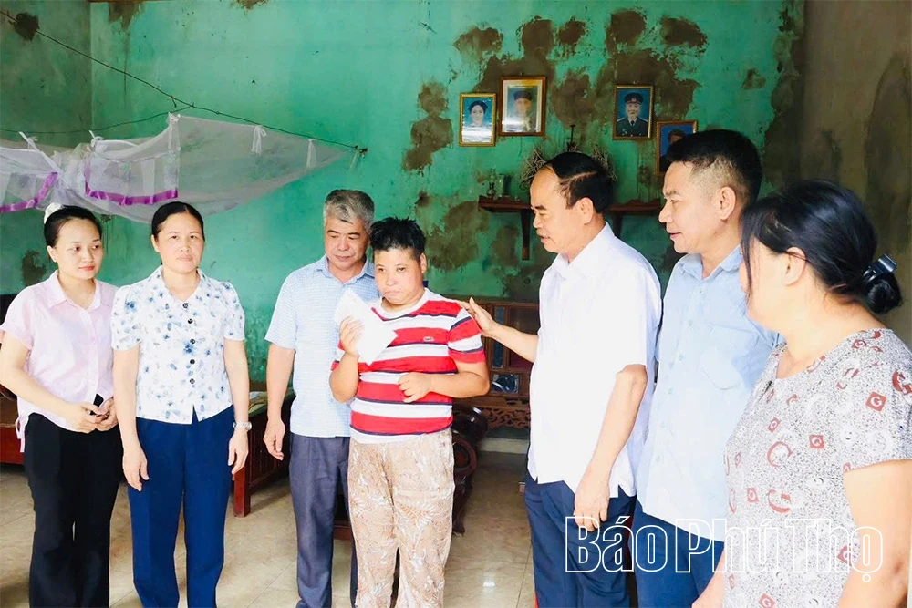 Trọng dân để thành công