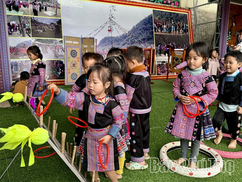 Tích hợp văn hóa địa phương vào chăm sóc, giáo dục trẻ mầm non