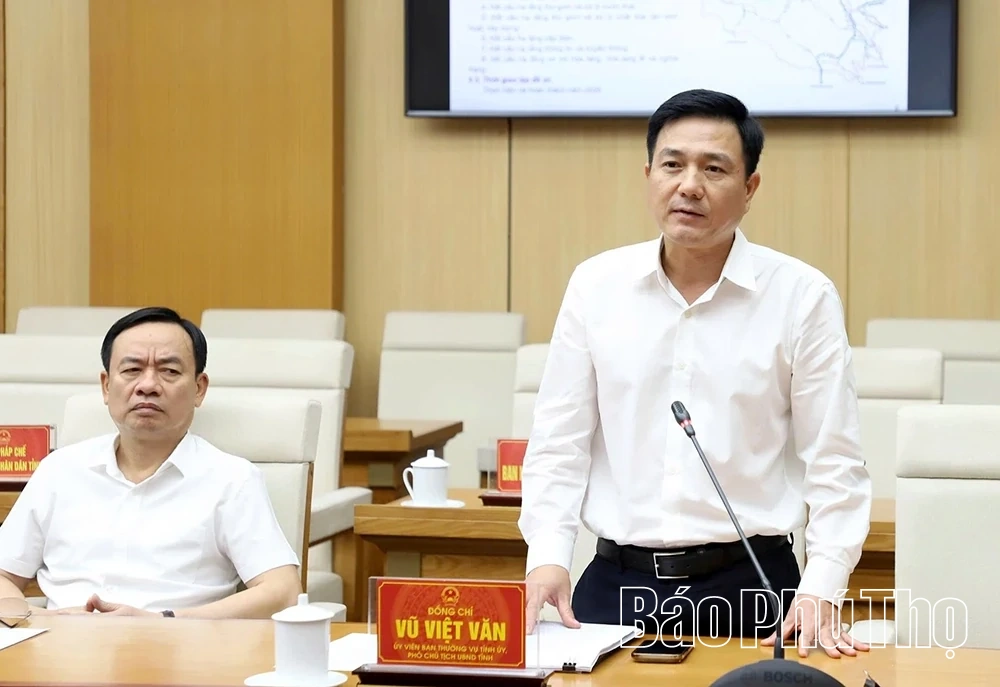 Khơi thông nguồn lực, quyết tâm đạt mục tiêu tăng trưởng hai con số