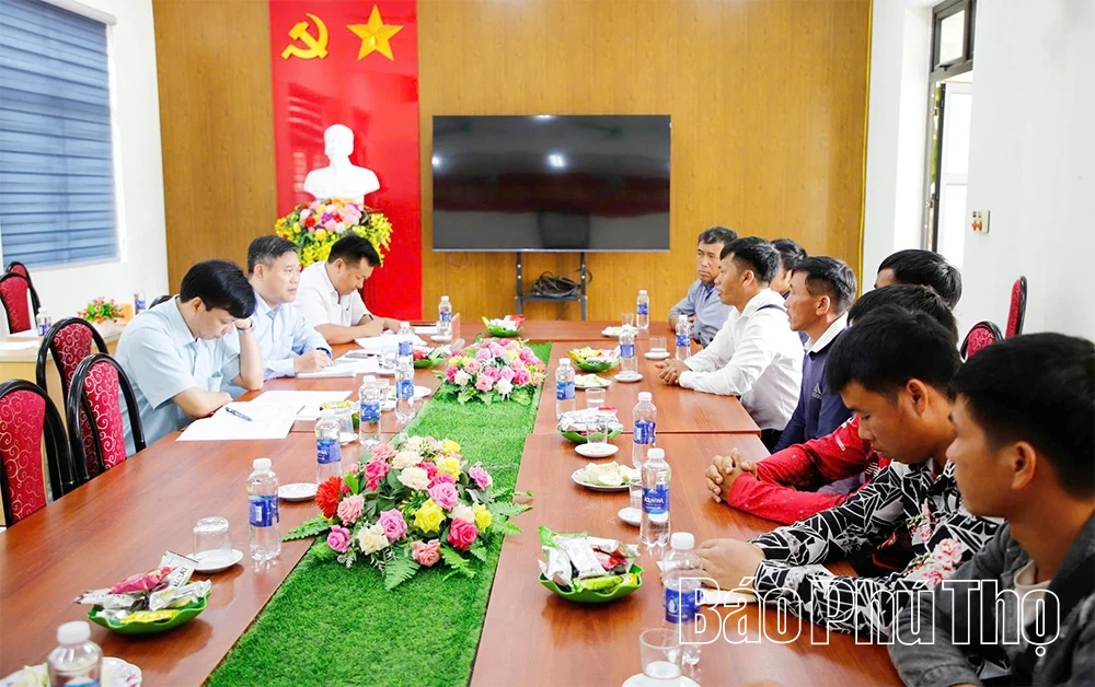 Đoàn công tác Hội đồng Dân tộc của Quốc hội khảo sát việc giải quyết kiến nghị của người dân tại xã Pà Cò