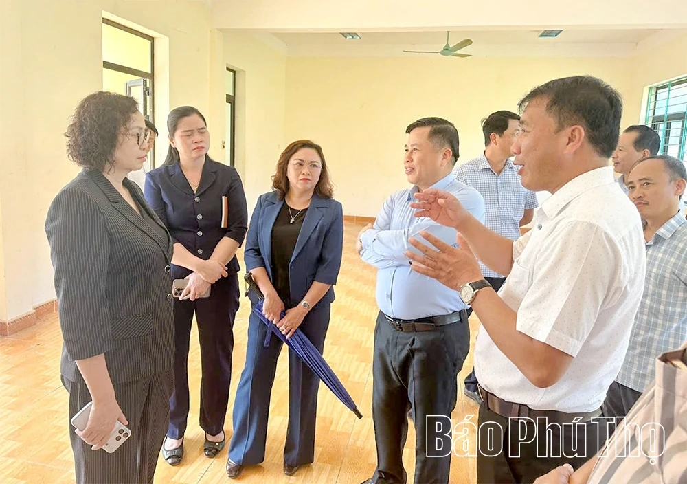 Đoàn công tác Hội đồng Dân tộc của Quốc hội khảo sát việc giải quyết kiến nghị của người dân tại xã Pà Cò