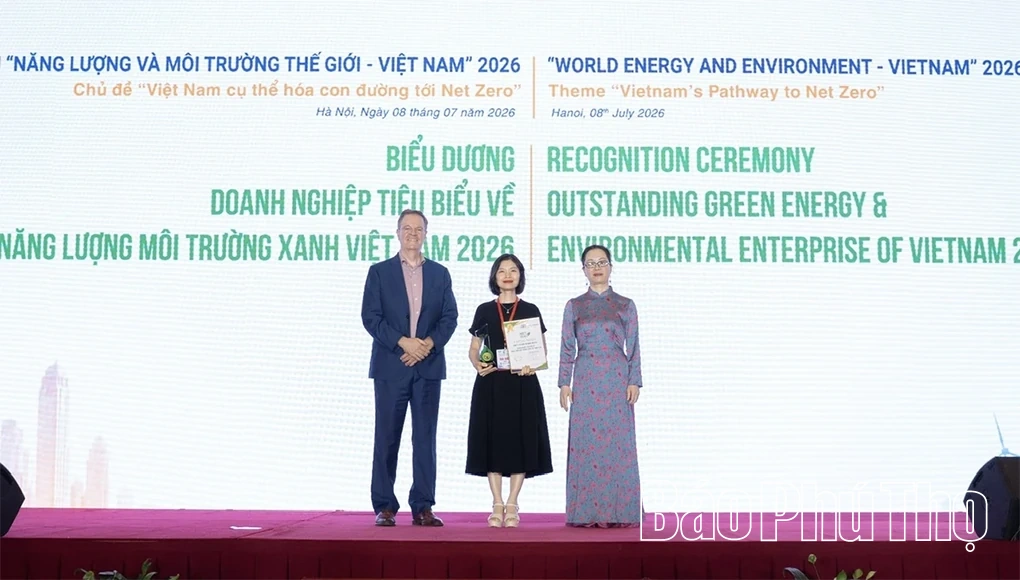 CNCTech Group được vinh danh “Doanh nghiệp tiêu biểu về năng lượng môi trường xanh Việt Nam 2026”