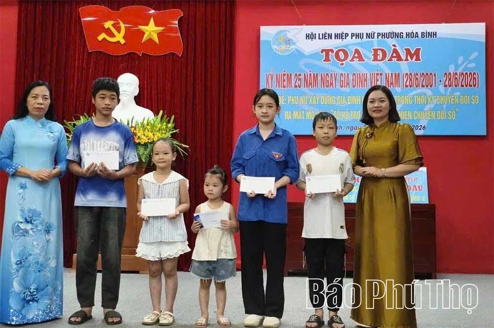 Hội Liên hiệp Phụ nữ tỉnh huy động gần 2 tỷ đồng nhận đỡ đầu trẻ em mồ côi