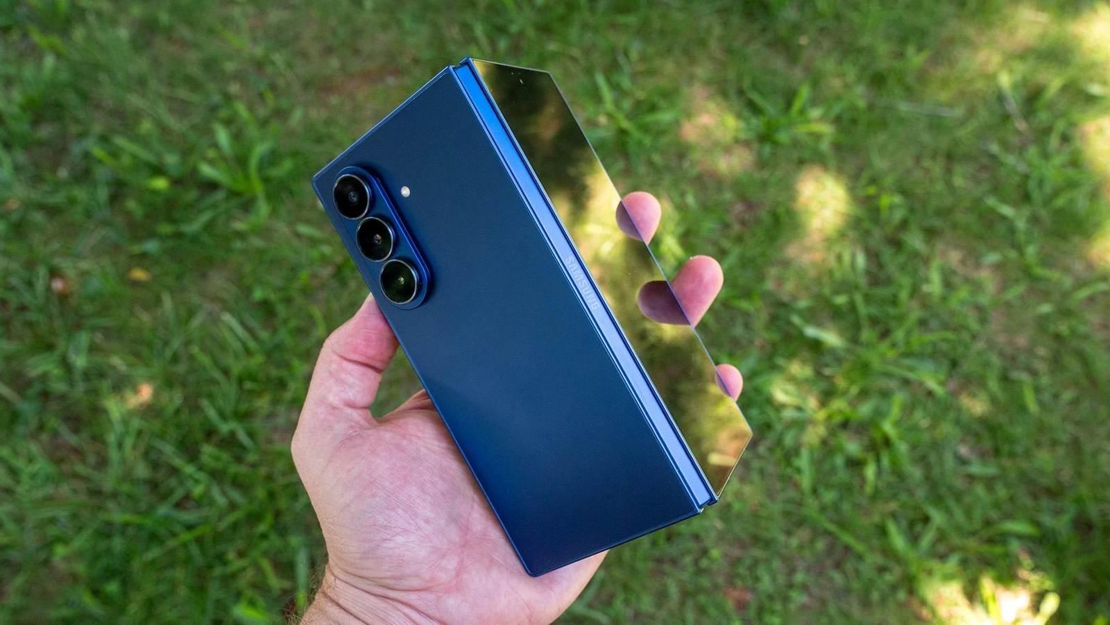 Cách chọn điện thoại gập Samsung theo nhu cầu sử dụng
