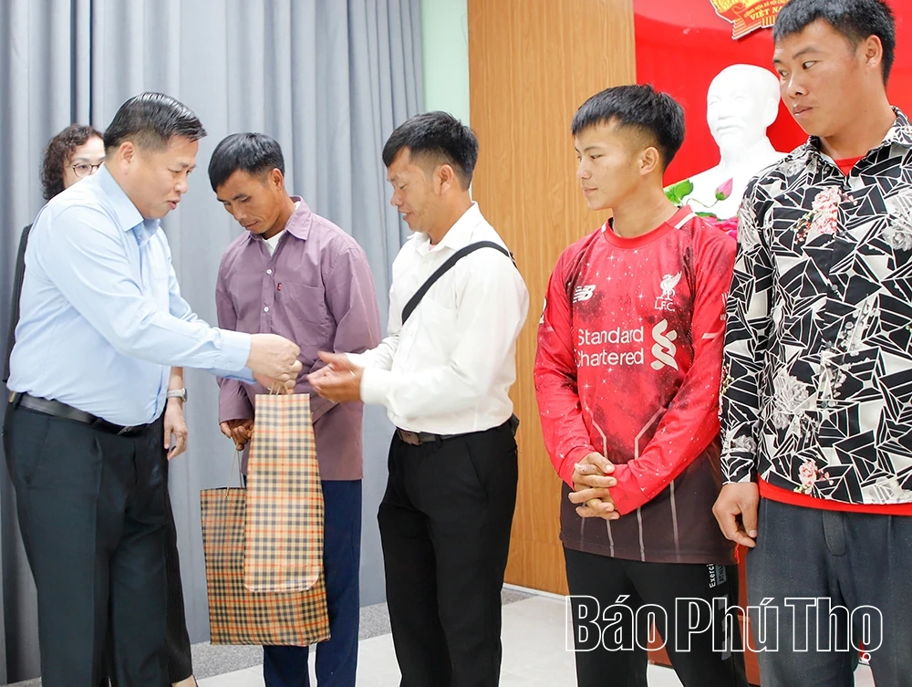 Thực hiện chính sách đối với người di cư tự do để không ai bị bỏ lại phía sau - Kỳ 2: Để những phận người không còn vô danh